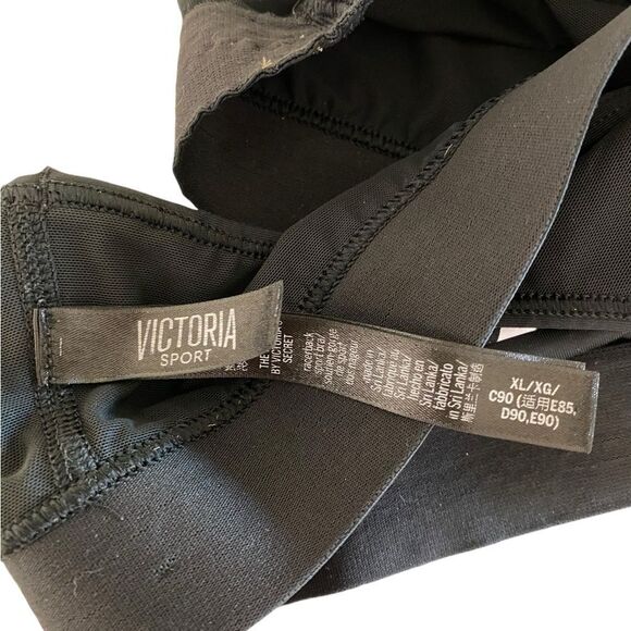 Victoria’s Secret jr XL sports bra black w/spellout active wear - Picture 4 of 4